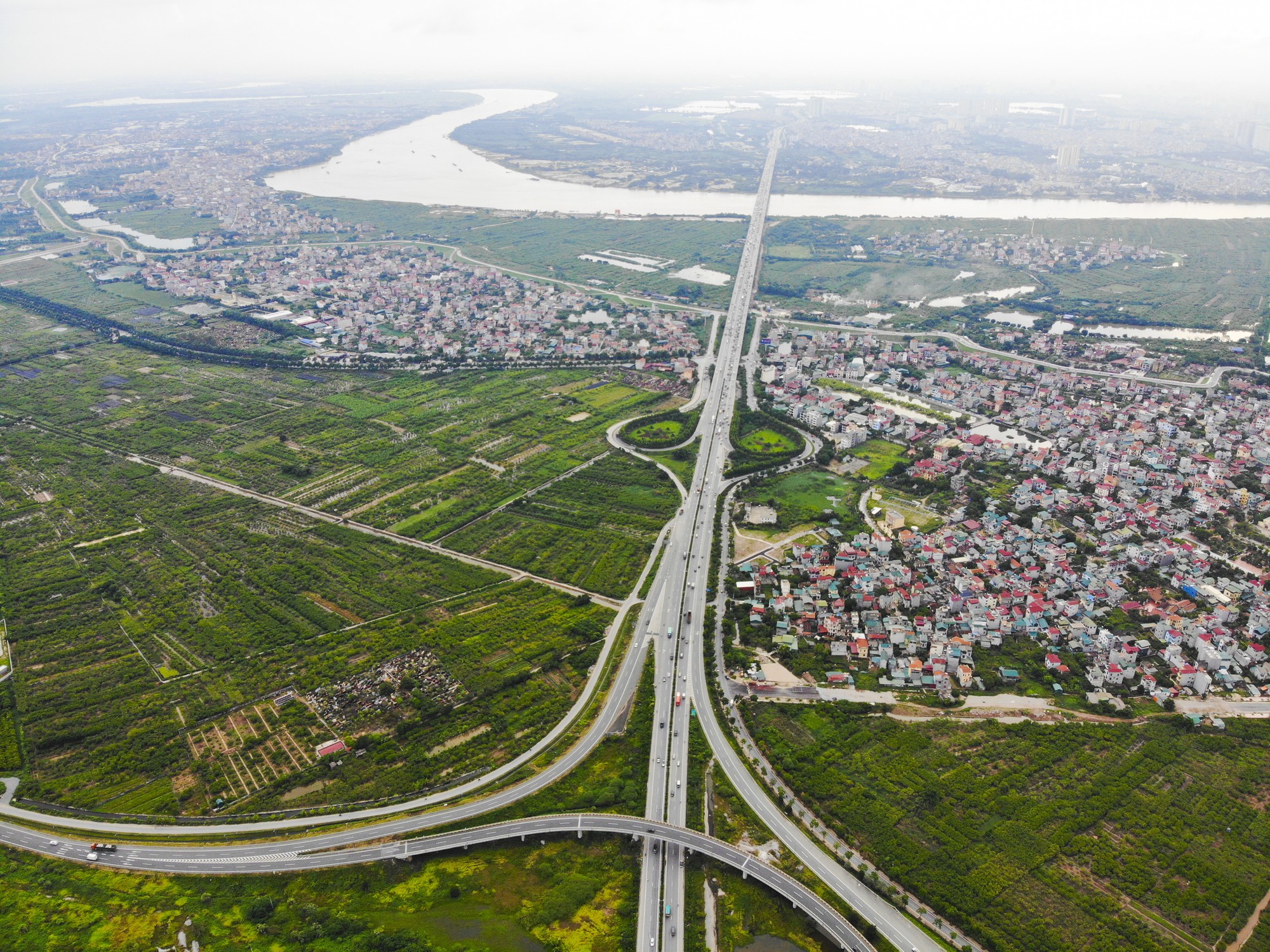 Những giao lộ khổng lồ thay đổi diện mạo cửa ngõ Thủ đô - Ảnh 11. Những giao lộ khổng lồ thay đổi diện mạo cửa ngõ Thủ đô - Ảnh 11.