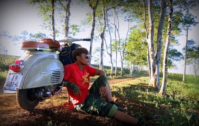 Du khách Tây đến Việt Nam ngồi xin tiền để du lịch: Thật thà hay kệch cỡm? - Ảnh 6. Du khách Tây đến Việt Nam ngồi xin tiền để du lịch: Thật thà hay kệch cỡm? - Ảnh 6.