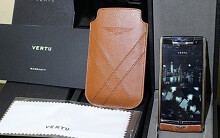 Điện thoại Vertu quay trở lại Việt Nam sau hai năm vắng bóng