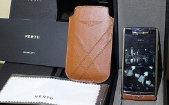 Điện thoại Vertu quay trở lại Việt Nam sau hai năm vắng bóng