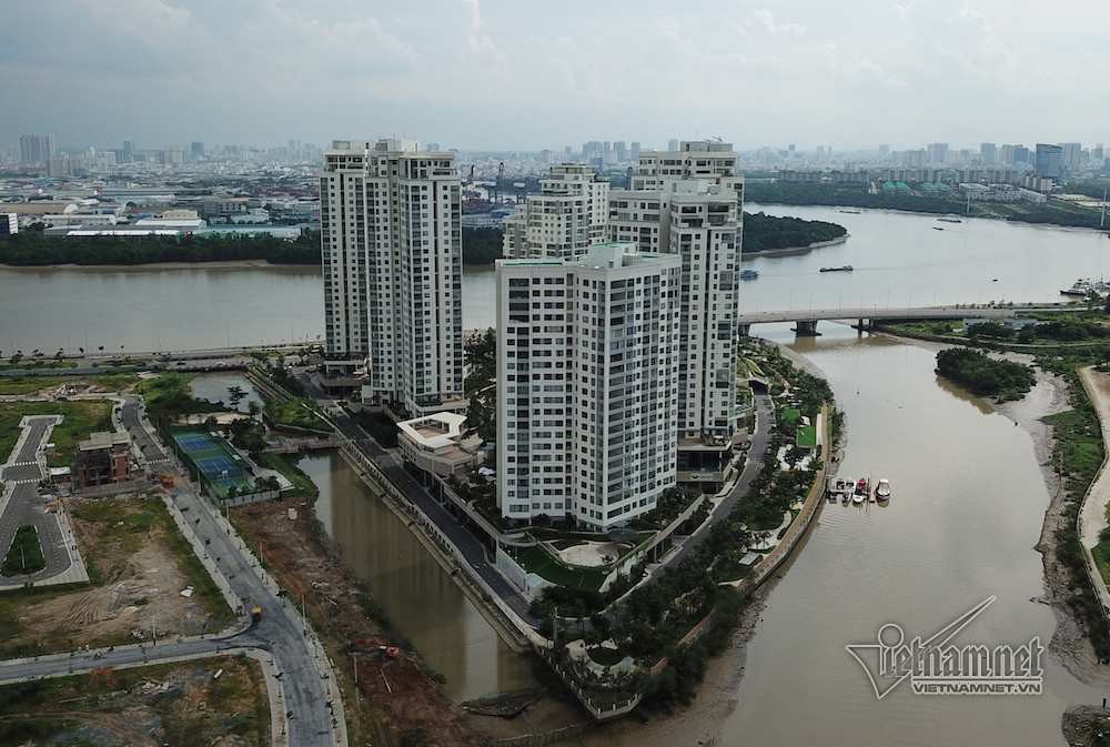 Cận cảnh hành lang bảo vệ sông Sài Gòn bị 'độc chiếm' - Ảnh 8. Cận cảnh hành lang bảo vệ sông Sài Gòn bị 'độc chiếm' - Ảnh 8.