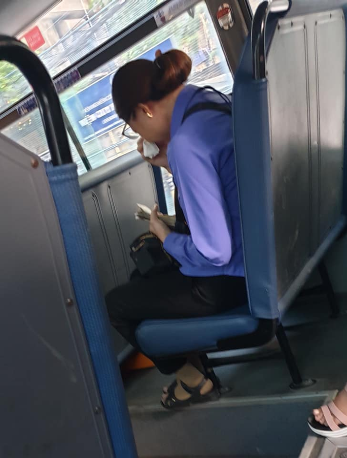 Phạt bằng “1000lần” giá vé là hết dám đi chui thôi! - Ảnh 1. Phạt bằng “1000lần” giá vé là hết dám đi chui thôi! - Ảnh 1.