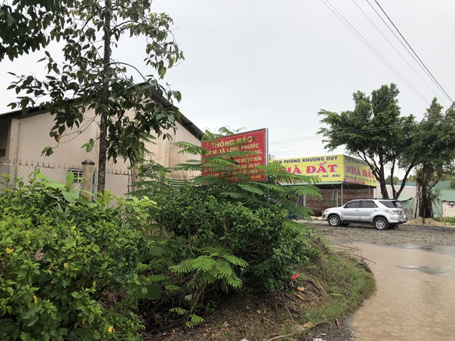 Alibaba tháo dỡ văn phòng trái phép ở Long Thành, Đồng Nai - Ảnh 2. Alibaba tháo dỡ văn phòng trái phép ở Long Thành, Đồng Nai - Ảnh 2.