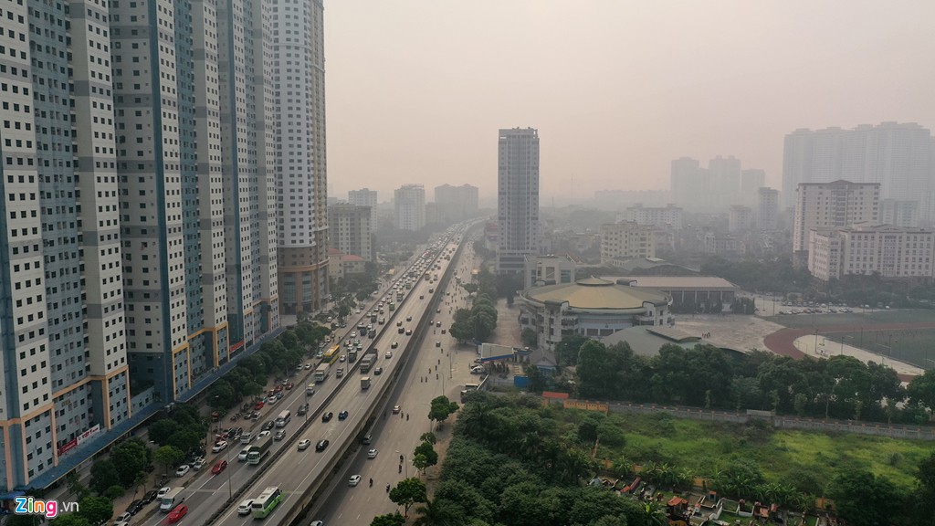 Hà Nội trong báo động đỏ về ô nhiễm không khí - Ảnh 12. Hà Nội trong báo động đỏ về ô nhiễm không khí - Ảnh 12.