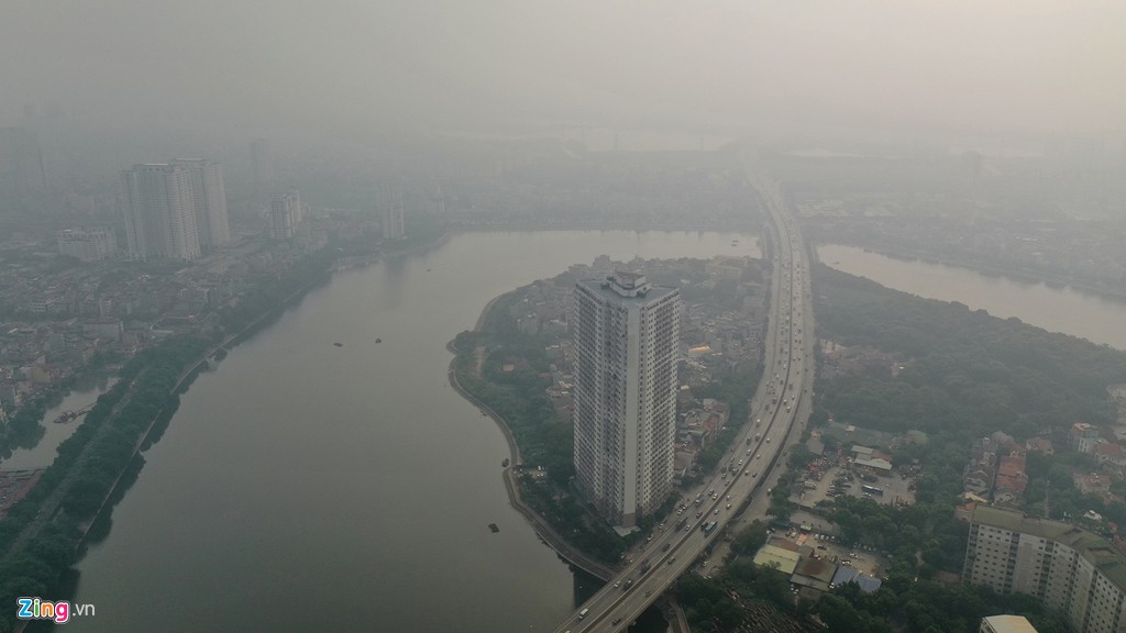 Hà Nội trong báo động đỏ về ô nhiễm không khí - Ảnh 13. Hà Nội trong báo động đỏ về ô nhiễm không khí - Ảnh 13.