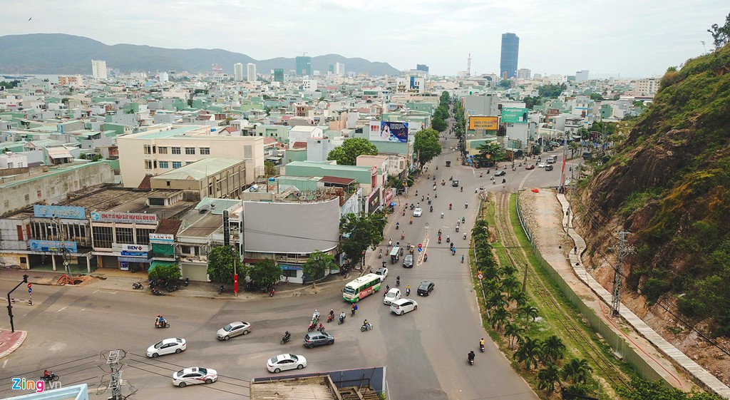 Nơi dự kiến tạc bức phù điêu 86 tỷ vào vách núi - Ảnh 5. Nơi dự kiến tạc bức phù điêu 86 tỷ vào vách núi - Ảnh 5.