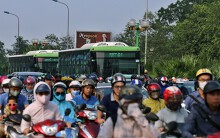 Hà Nội làm làn ưu tiên xe buýt thường: Trước tiên, người dân cần học cách tôn trọng làn riêng BRT