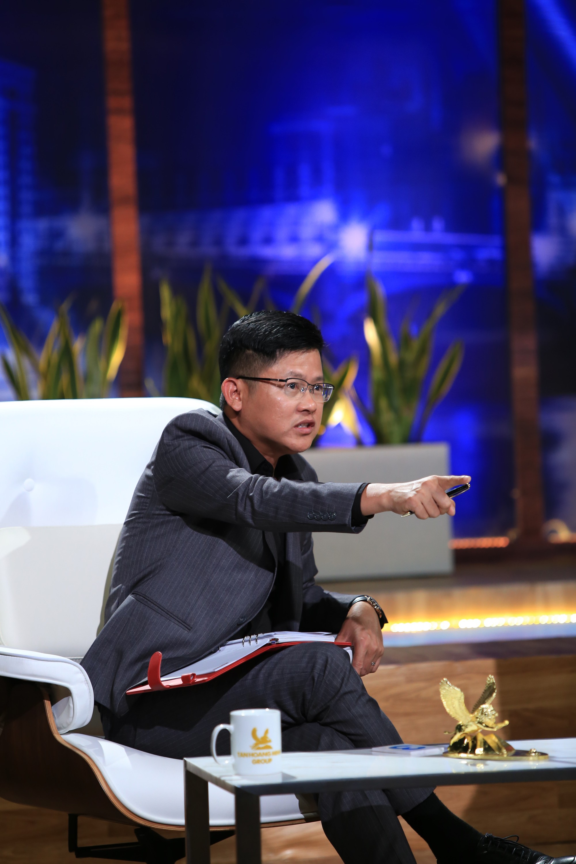 SHARK DZUNG SHARK DZUNG