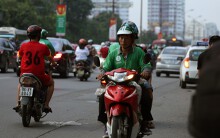 Ngày cuối nghỉ lễ 2/9, tài xế xe ôm Hà Nội 'được mùa' vi phạm