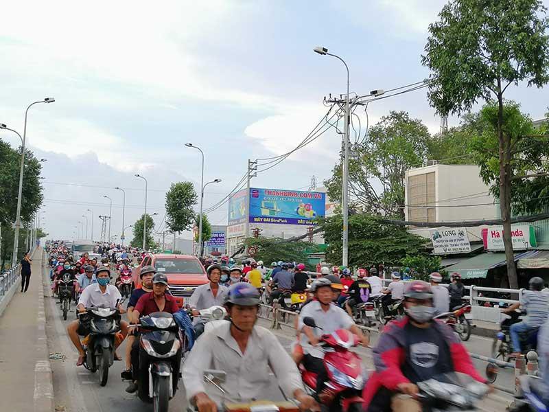 TP HCM mở rộng đường, xây hầm chui ‘cứu’ cửa ngõ phía nam - Ảnh 2. TP HCM mở rộng đường, xây hầm chui ‘cứu’ cửa ngõ phía nam - Ảnh 2.
