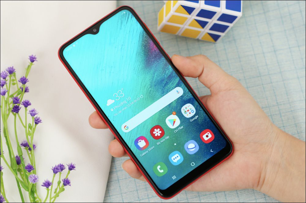 Chân dung 10 smartphone bán chạy nhất tại Việt Nam - Ảnh 1. Chân dung 10 smartphone bán chạy nhất tại Việt Nam - Ảnh 1.