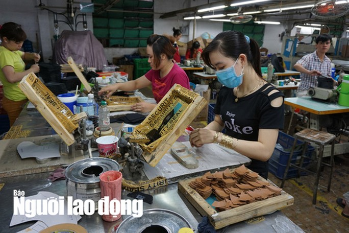 Không nên nới rộng khung giờ làm thêm - Ảnh 2. Không nên nới rộng khung giờ làm thêm - Ảnh 2.