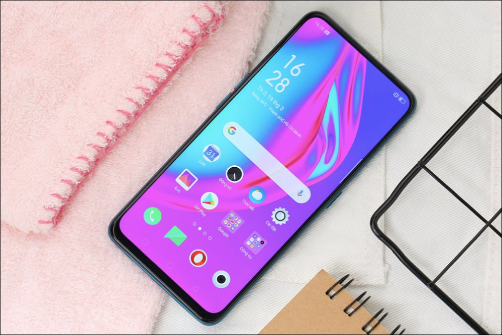 Chân dung 10 smartphone bán chạy nhất tại Việt Nam - Ảnh 6. Chân dung 10 smartphone bán chạy nhất tại Việt Nam - Ảnh 6.