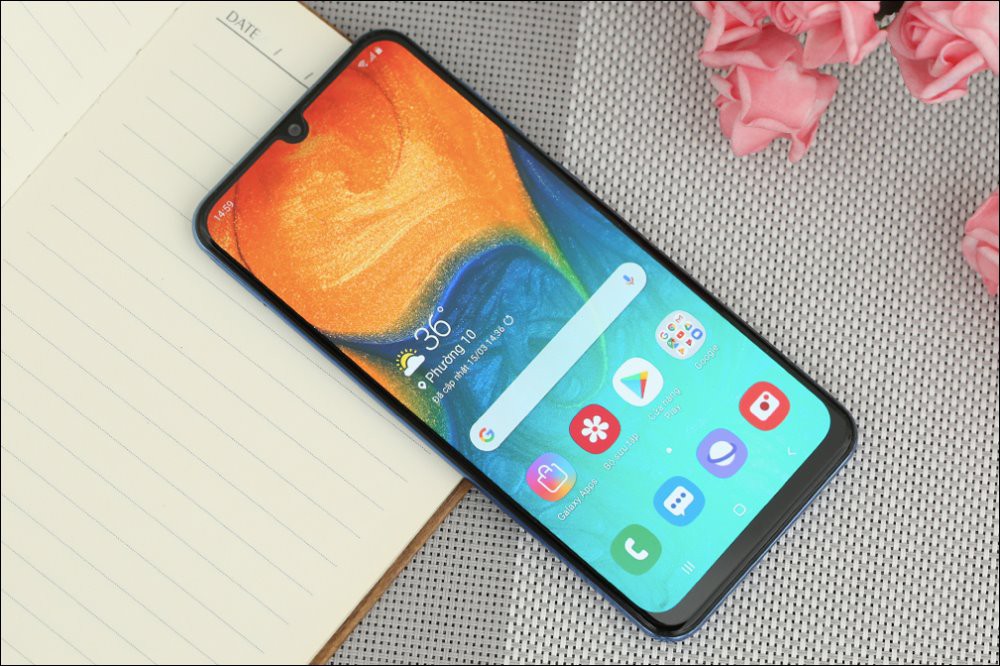 Chân dung 10 smartphone bán chạy nhất tại Việt Nam - Ảnh 7. Chân dung 10 smartphone bán chạy nhất tại Việt Nam - Ảnh 7.