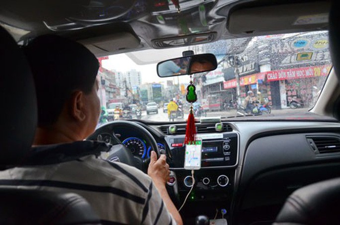 Vay mua xe chạy taxi công nghệ: Không dễ ăn - Ảnh 1. Vay mua xe chạy taxi công nghệ: Không dễ ăn - Ảnh 1.