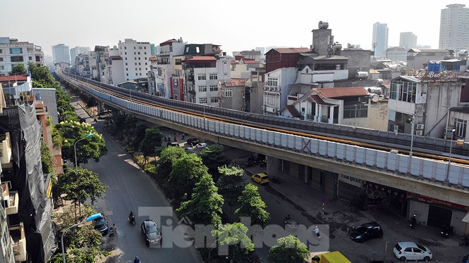 Cận cảnh đường sắt xây dựng hơn một thập kỉ, đội vốn hơn 18 nghìn tỉ - Ảnh 6. Cận cảnh đường sắt xây dựng hơn một thập kỉ, đội vốn hơn 18 nghìn tỉ - Ảnh 6.