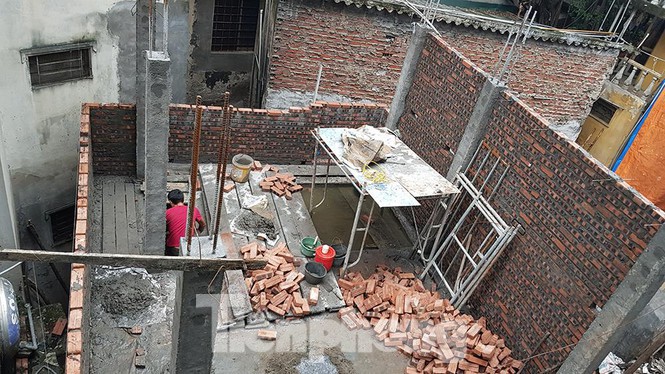 Vụ chết vẫn kí xác nhận nhà đất: Điều chỉnh ‘sổ đỏ’, kỉ luật nhiều cán bộ - Ảnh 1. Vụ chết vẫn kí xác nhận nhà đất: Điều chỉnh ‘sổ đỏ’, kỉ luật nhiều cán bộ - Ảnh 1.