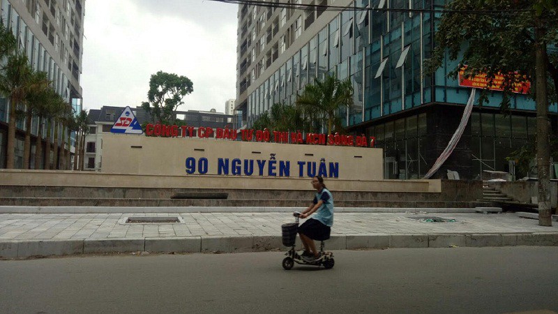 Điểm mặt cao ốc mọc trên 'đất vàng' công nghiệp Thủ đô  - Ảnh 1.