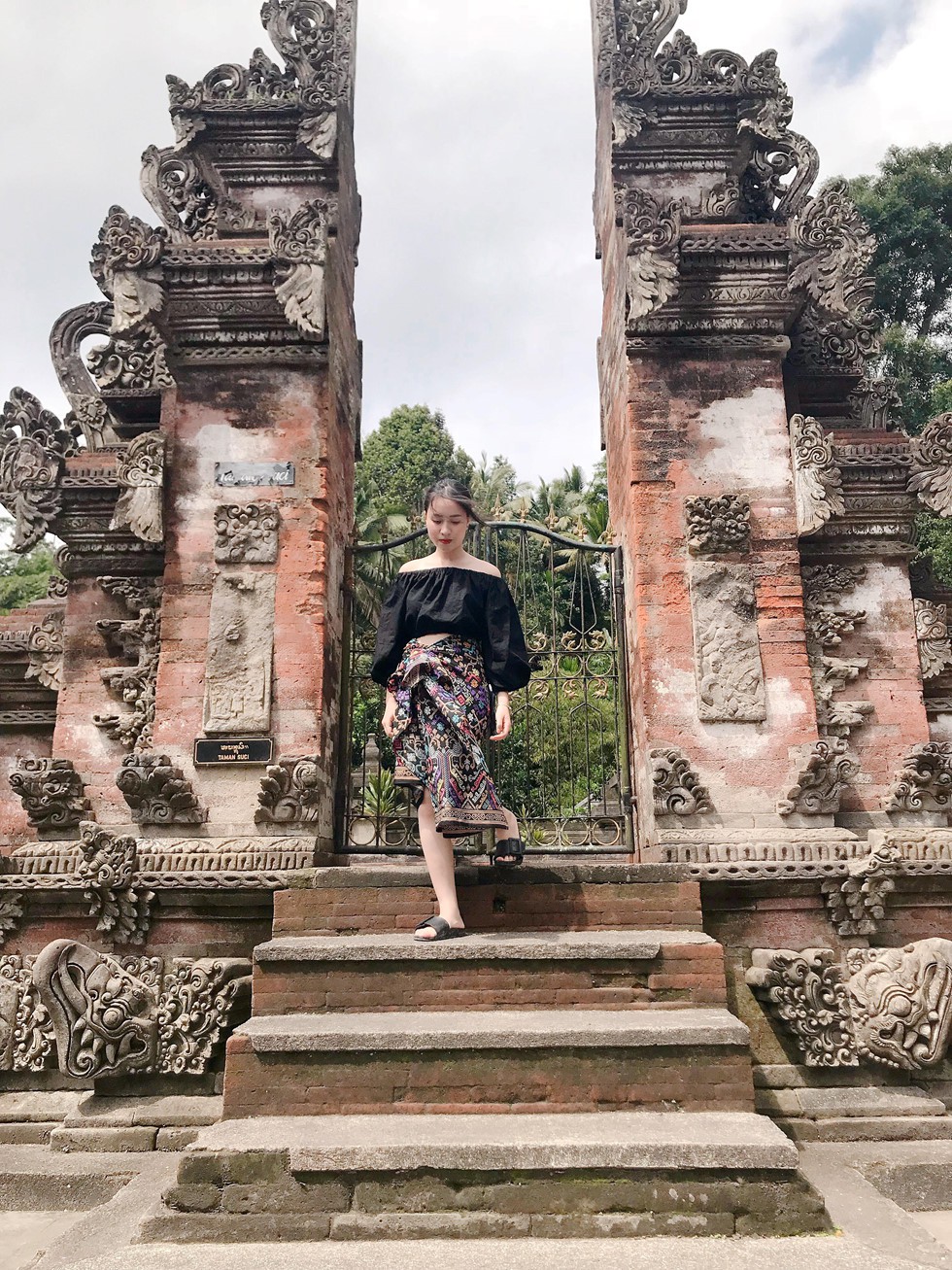 Đảo ngọc Bali có còn hấp dẫn du khách khi dự luật cấm 'ăn cơm trước kẻng' ra đời? - Ảnh 5. Đảo ngọc Bali có còn hấp dẫn du khách khi dự luật cấm 'ăn cơm trước kẻng' ra đời? - Ảnh 5.