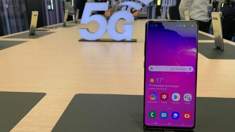 dien-thoai-5g-co-can-thiet-de-mua-vao-luc-nay-2 dien-thoai-5g-co-can-thiet-de-mua-vao-luc-nay-2