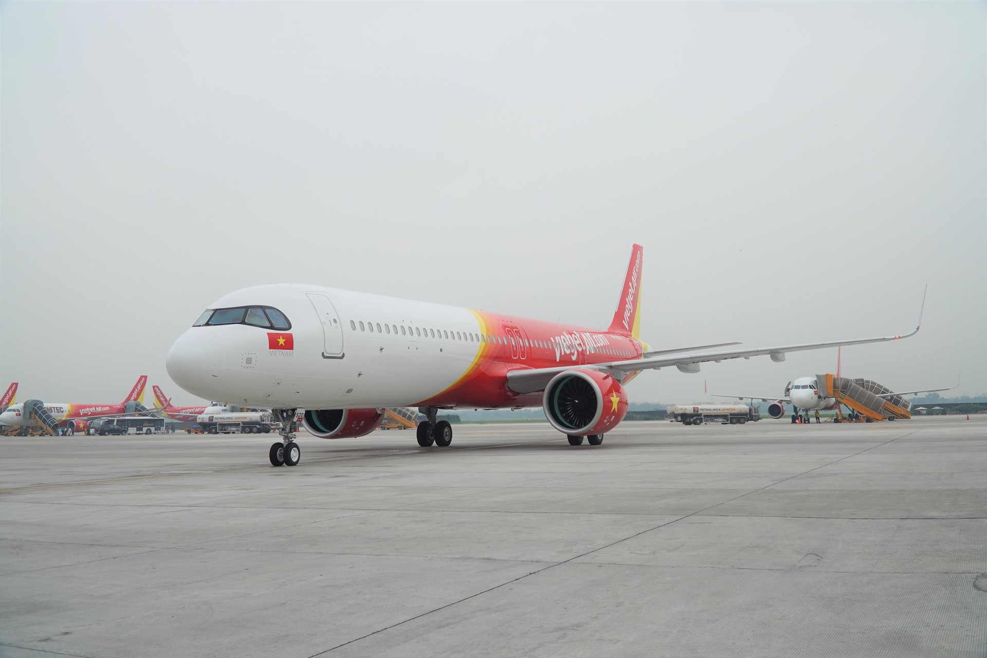Vietjet - A321neo ACF (6) Vietjet - A321neo ACF (6)