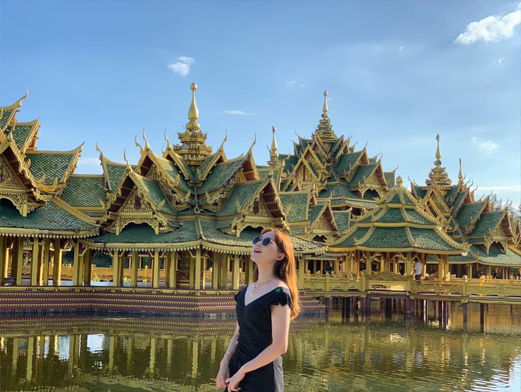 Thủy quái bao quanh ngôi đền trong thành cổ ở Thái Lan - Ảnh 1. Thủy quái bao quanh ngôi đền trong thành cổ ở Thái Lan - Ảnh 1.