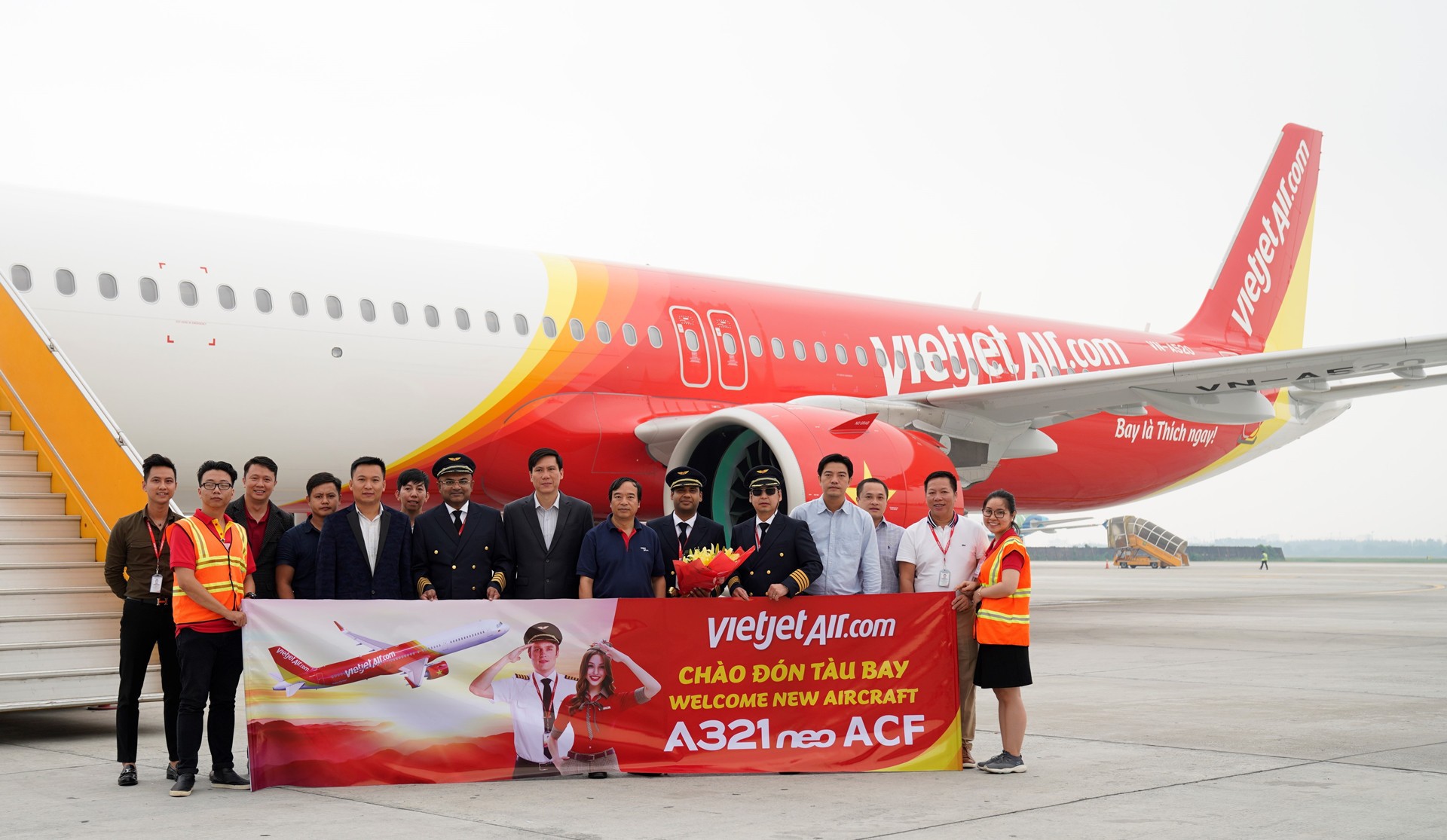 Vietjet - A321neo ACF (1) Vietjet - A321neo ACF (1)
