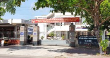 Buộc thôi việc phó giám đốc sở bỏ nhiệm sở nhiều tháng liền