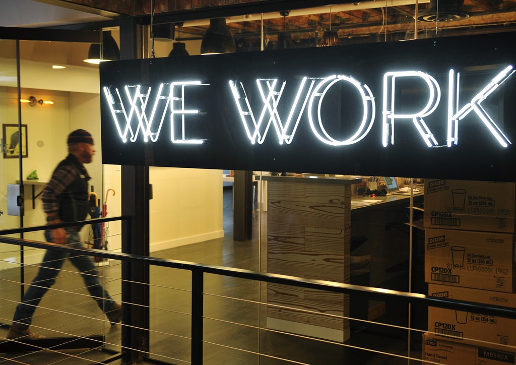 Ông trùm đầu tư Nhật gây ra cú bốc hơi 37 tỉ USD của startup WeWork? - Ảnh 1.