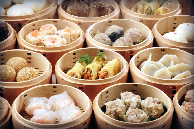 Ăn buffet hải sản, thủ túi nilon mang về chục con ghẹ, 1,5 kg bề bề - Ảnh 3.