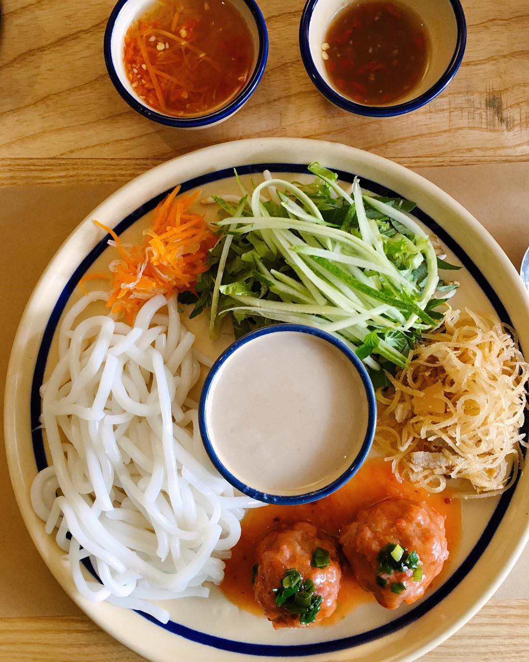 Ăn thả ga với những món ăn vặt ngon, bổ, rẻ tại Cần Thơ - Ảnh 4. Ăn thả ga với những món ăn vặt ngon, bổ, rẻ tại Cần Thơ - Ảnh 4.