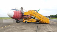Doanh nghiệp kiến nghị đổi rượu bia, bánh kẹo lấy máy bay bị bỏ quên 12 năm ở Nội Bài