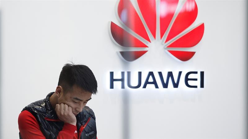 fe77398b0ad34c229f8843e6b17b37d2_18 tu-vong-kim-co-siet-chan-ba-manh-van-chu-toi-lenh-cam-cua-my-huawei-dang-lam-chu-cong-nghe-5g-tren-su-cong-sinh-4