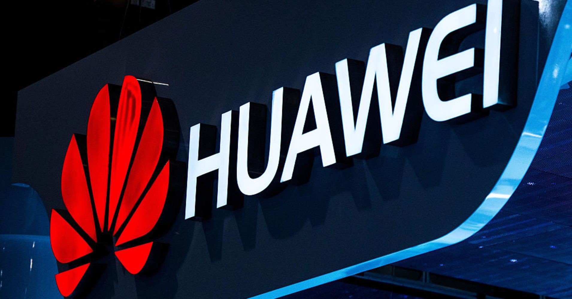 huawei ki-1-tu-vong-kim-co-duoi-chan-ba-manh-van-chu-toi-lenh-cam-cua-my-huawei-dang-so-the-nao