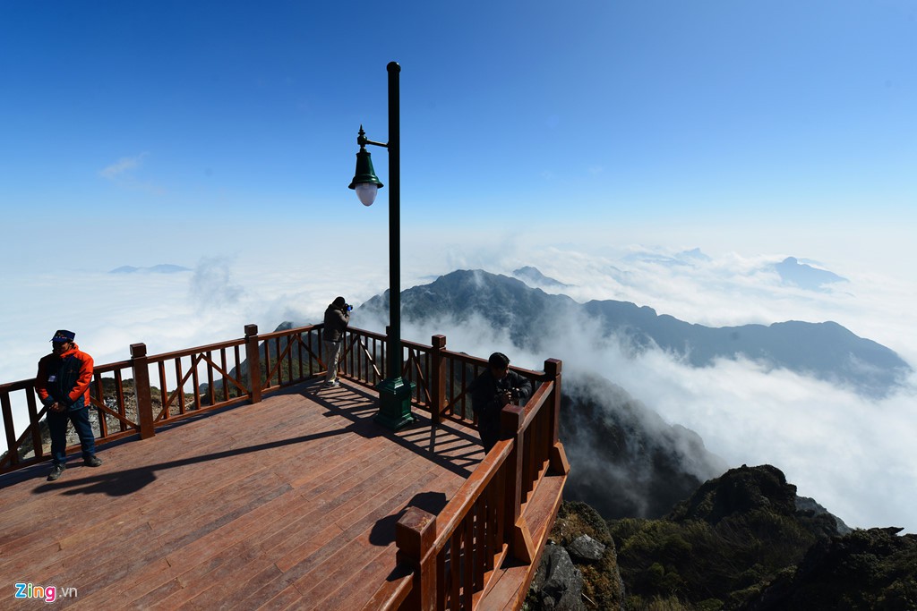 Ngỡ ngàng trước 7 điểm săn mây vạn người mê tại Sapa trong tháng 10 - Ảnh 1. Ngỡ ngàng trước 7 điểm săn mây vạn người mê tại Sapa trong tháng 10 - Ảnh 1.