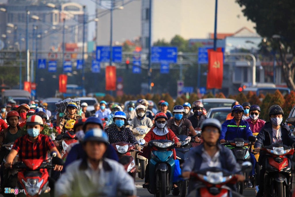 Đương đầu với thử thách kẹt xe ở cửa ngõ tây bắc TP HCM - Ảnh 6. Đương đầu với thử thách kẹt xe ở cửa ngõ tây bắc TP HCM - Ảnh 6.