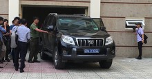 Vụ gian lận thi cử Hòa Bình: yêu cầu kỉ luật 15 đảng viên có con được nâng điểm