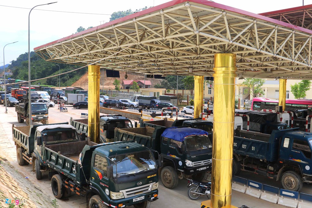 Thứ trưởng Bộ GTVT: Hi sinh đời bố để con cháu không phải nộp phí BOT - Ảnh 4.