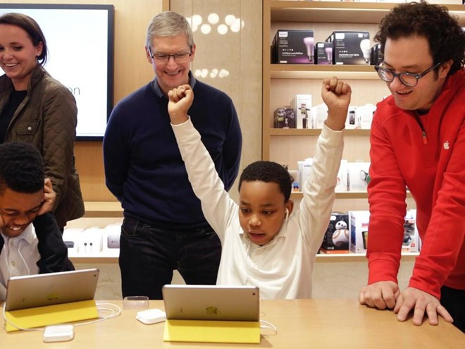 Tổng giám đốc Apple sử dụng khối tài sản 625 triệu USD như thế nào - Ảnh 14. Tổng giám đốc Apple sử dụng khối tài sản 625 triệu USD như thế nào - Ảnh 14.