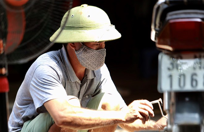 8 ngày sau vụ cháy Công ty Rạng Đông, Hà Nội 'hỏa tốc' bàn cách xử li - Ảnh 3.