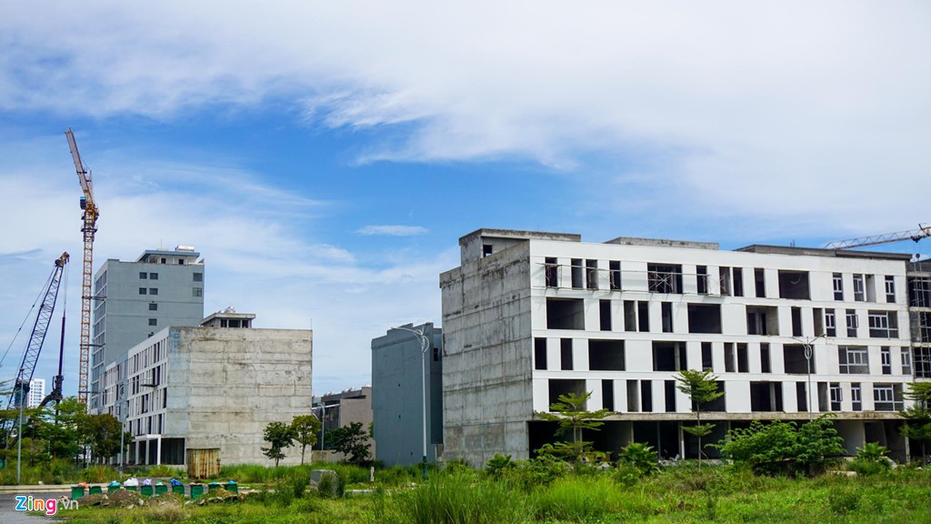Cảnh hoang tàn ở khu đô thị Đa Phước liên quan Vũ 'Nhôm' - Ảnh 8. Cảnh hoang tàn ở khu đô thị Đa Phước liên quan Vũ 'Nhôm' - Ảnh 8.