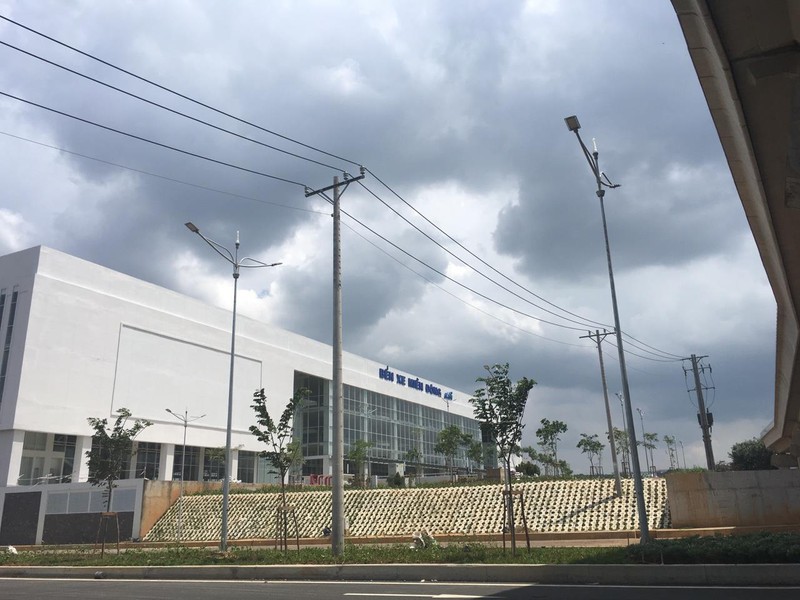 Chủ đầu tư Bến xe Miền Đông mới phải 'chốt' ngày khai thác - Ảnh 1. Chủ đầu tư Bến xe Miền Đông mới phải 'chốt' ngày khai thác - Ảnh 1.