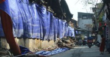 Cháy công ty Rạng Đông: Phụ huynh cho con nghỉ học vì sợ nhiễm độc
