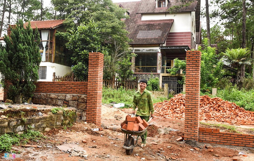 Làng biệt thự Măng Đen hồi sinh sau 10 năm bỏ hoang - Ảnh 4. Làng biệt thự Măng Đen hồi sinh sau 10 năm bỏ hoang - Ảnh 4.