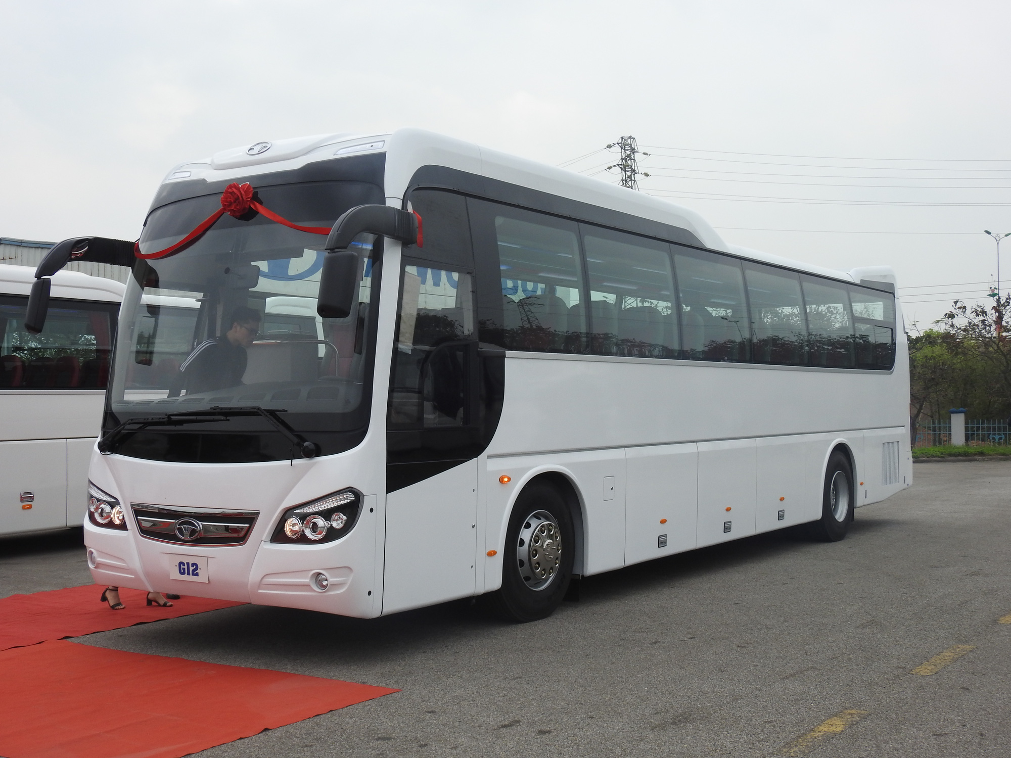Daewoo ra mắt hai sản phẩm xe khách thế hệ mới tại Vĩnh Phúc - Ảnh 1.