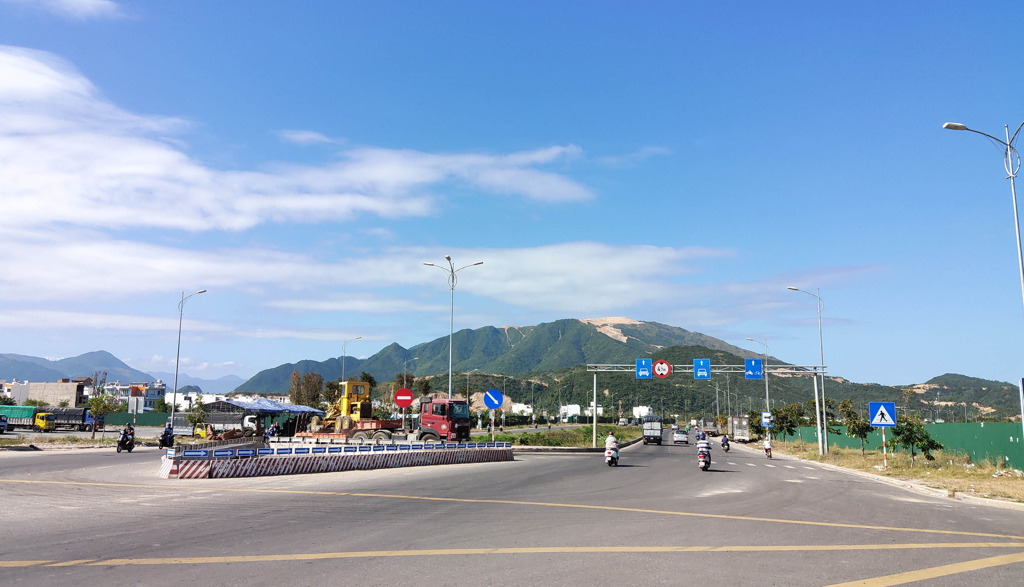 Nha Trang: Điều chỉnh phương án triển khai dự án đường giao thông 5.400 tỉ đồng - Ảnh 2.