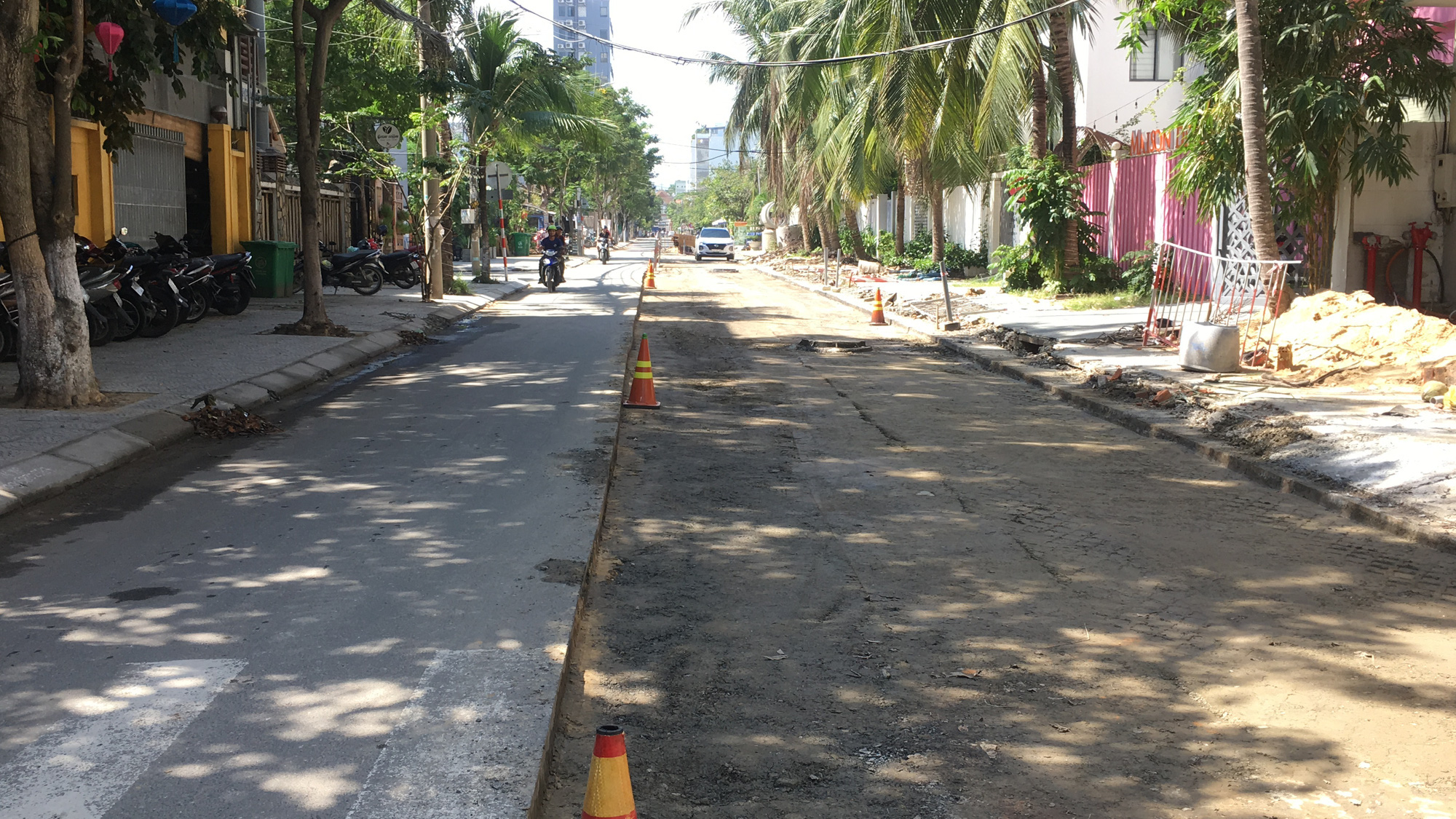 Đà Nẵng: Thi công hoàn trả mặt bằng đường, vỉa hè trước 22/1 để người dân vui chơi Tết Canh Tý - Ảnh 1. Đà Nẵng: Thi công hoàn trả mặt bằng đường, vỉa hè trước 22/1 để người dân vui chơi Tết Canh Tý - Ảnh 1.