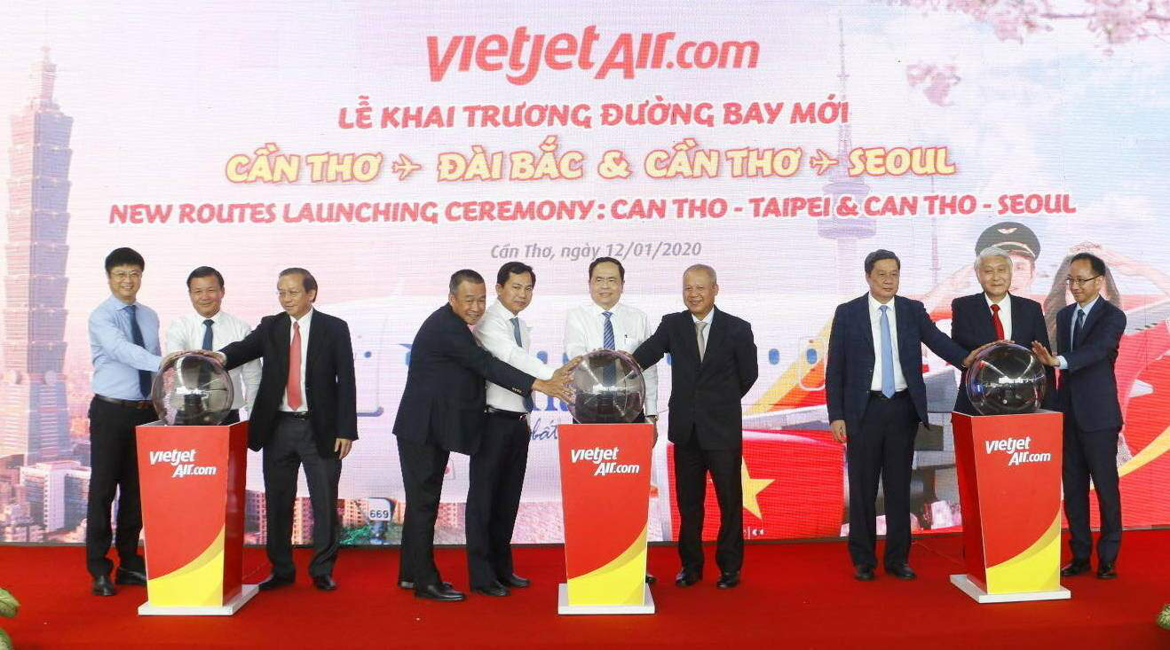 Khai trương hai đường bay quốc tế mới từ Cần Thơ đi Đài Bắc và Seoul - Ảnh 1. Khai trương hai đường bay quốc tế mới từ Cần Thơ đi Đài Bắc và Seoul - Ảnh 1.