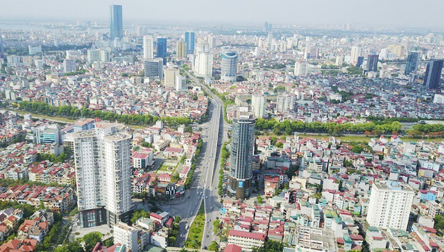 Bộ Xây dựng: Kiểm soát xây nhà cao tầng thiếu chặt chẽ gây quá tải, ùn tắc ô nhiễm - Ảnh 1. Bộ Xây dựng: Kiểm soát xây nhà cao tầng thiếu chặt chẽ gây quá tải, ùn tắc ô nhiễm - Ảnh 1.