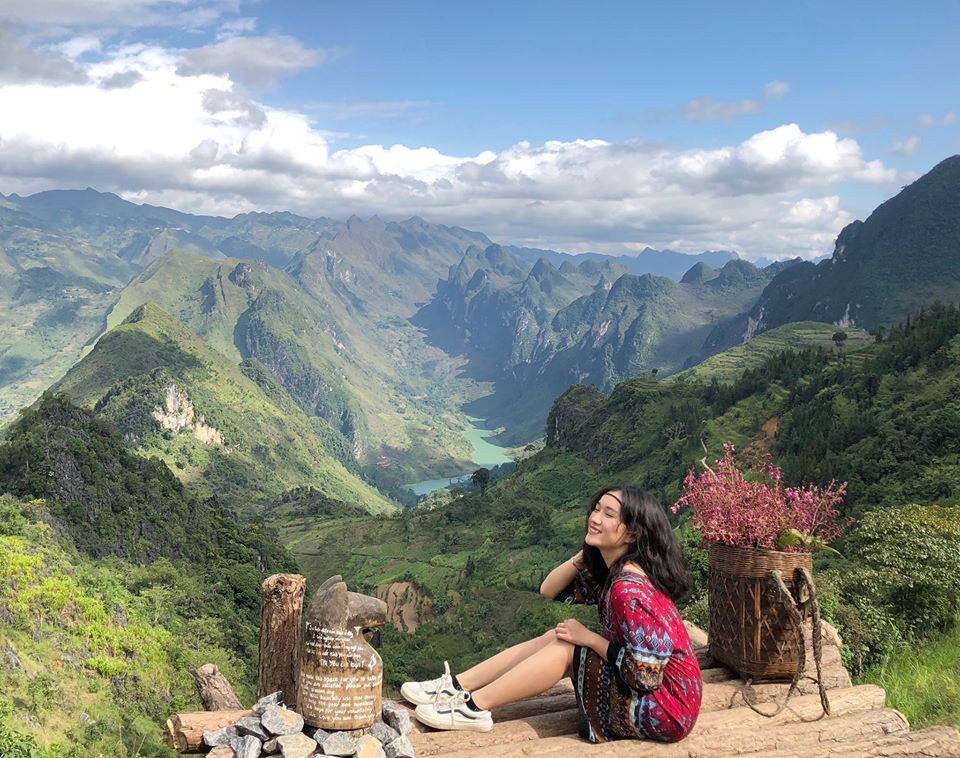 So sánh tour du lịch Tết Hà Nội - Hà Giang 3 ngày 2 đêm: Giá dưới 3 triệu đồng du khách nên chọn tour nào? - Ảnh 5. So sánh tour du lịch Tết Hà Nội - Hà Giang 3 ngày 2 đêm: Giá dưới 3 triệu đồng du khách nên chọn tour nào? - Ảnh 5.